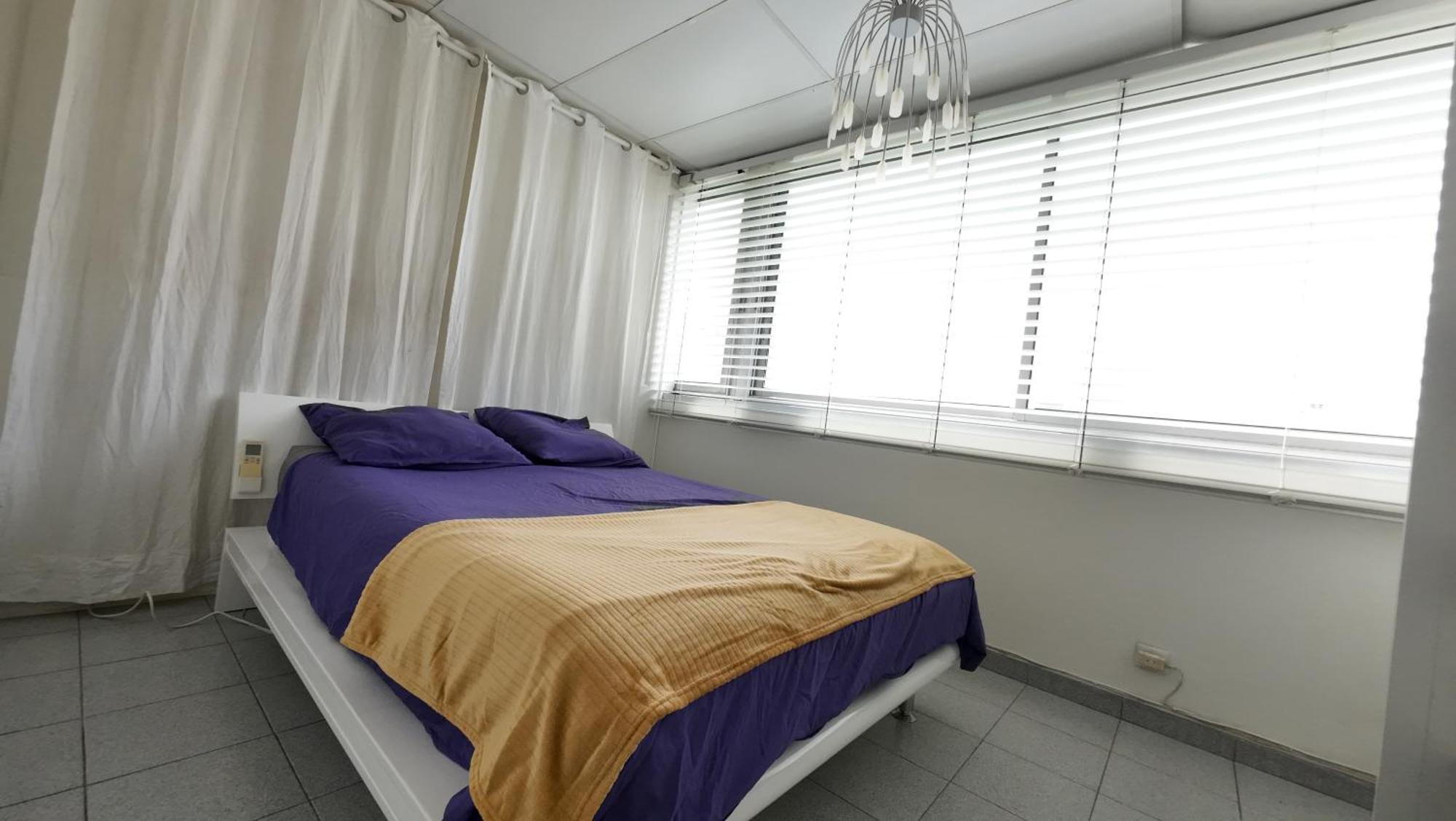 52m2 With Air Conditionners In Center *